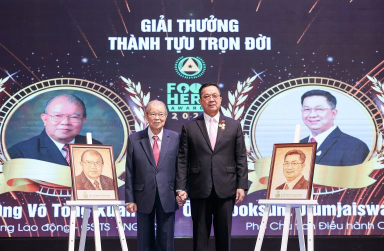 giao-su-vo-tong-xuan